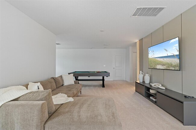 Building Photo - 8105 Fenton St