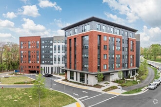 Building Photo - The Main on University