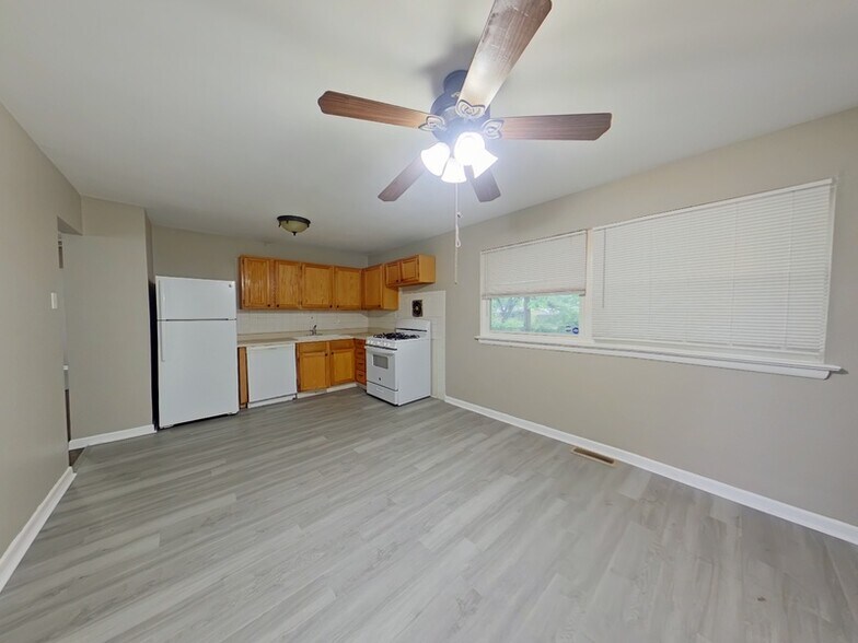 Primary Photo - 770 Manresa Ln