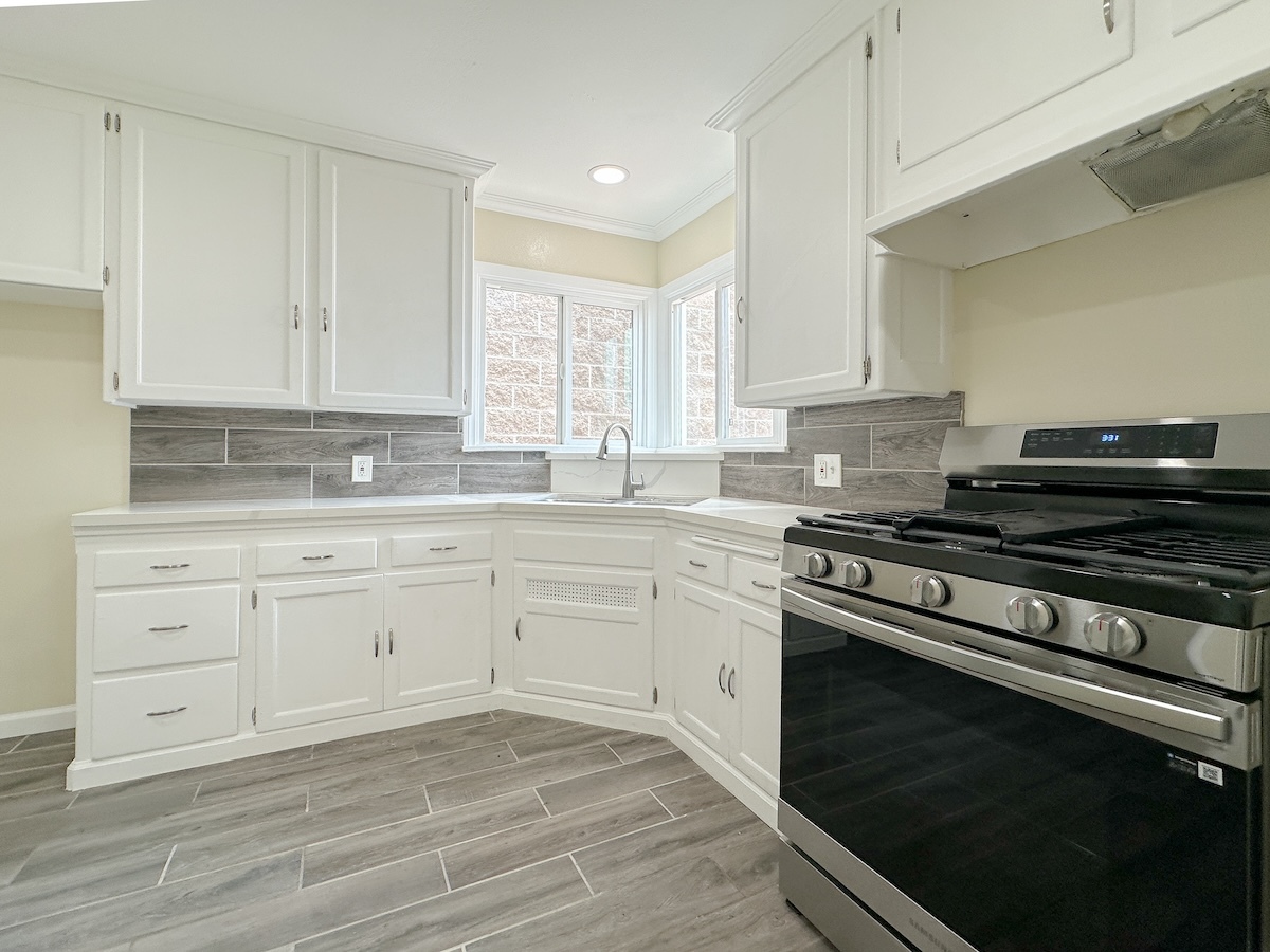Building Photo - 4520 Marine Ave