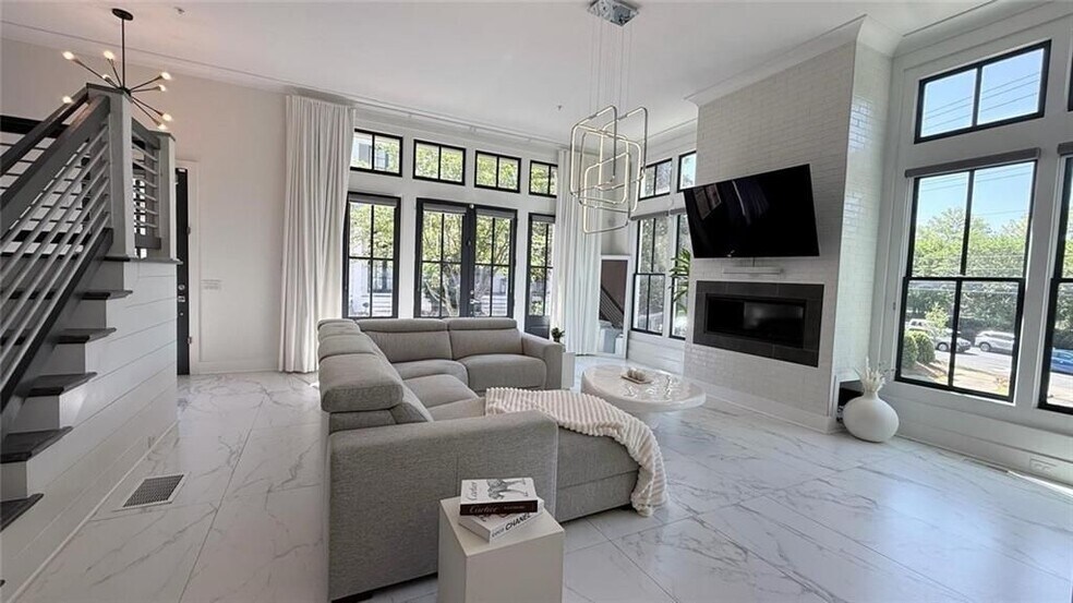 Building Photo - 11650 Folia Cir