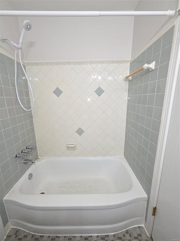 Building Photo - 157 Eton Rd