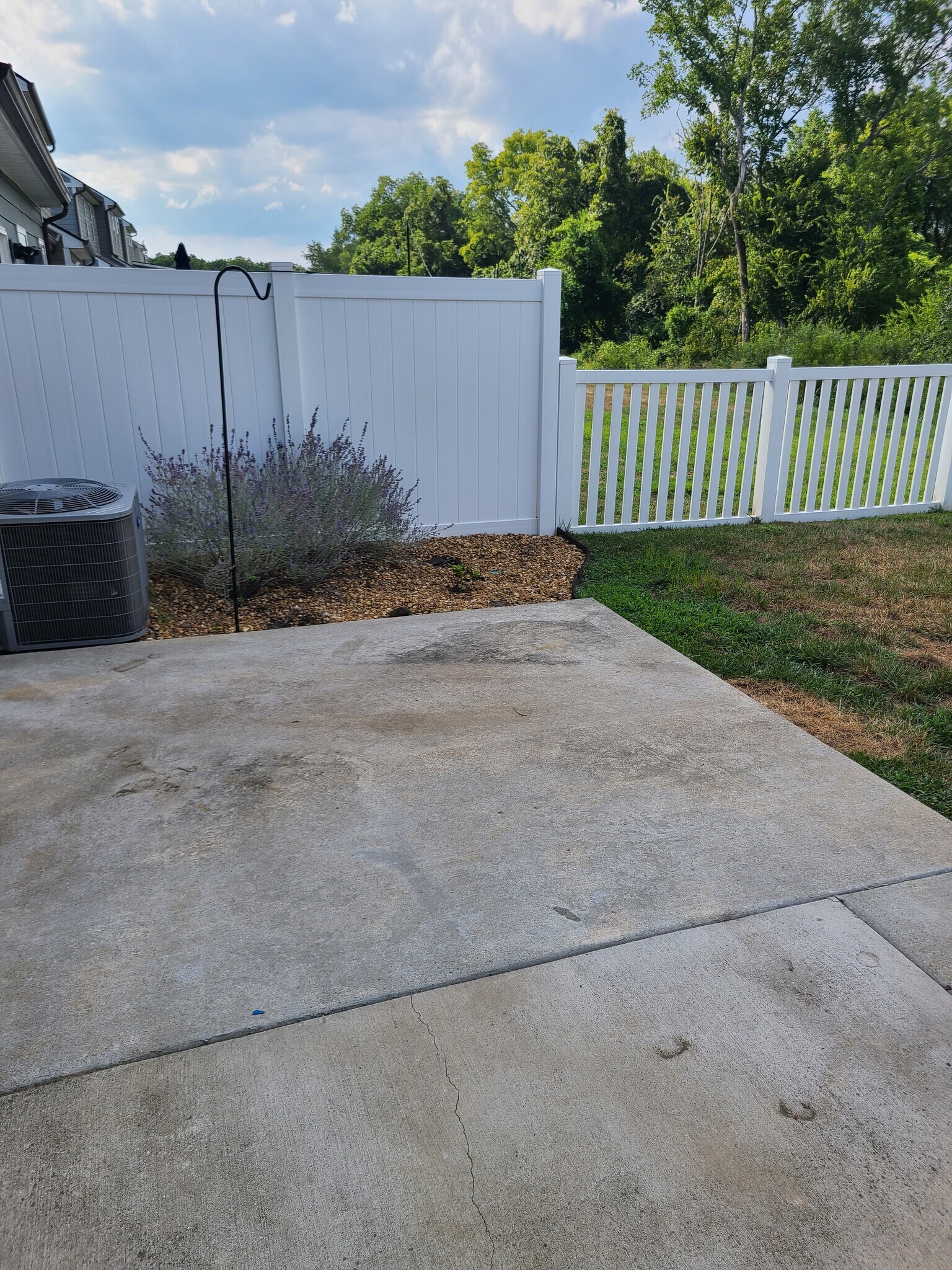 Extra large patio added. - 1430 Carderock Springs Dr