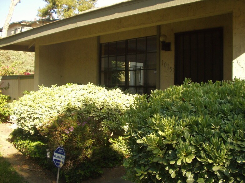 Building Photo - 10157 Caminito Jovial