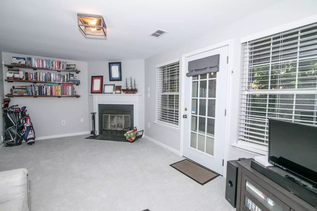 Building Photo - 15798 Widewater Dr