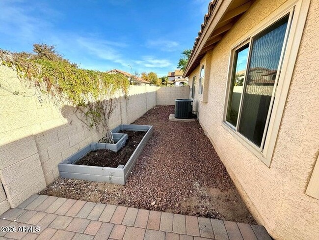 Building Photo - 13854 N 30th St