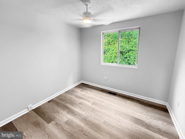 Building Photo - 6723 Kernel Ct