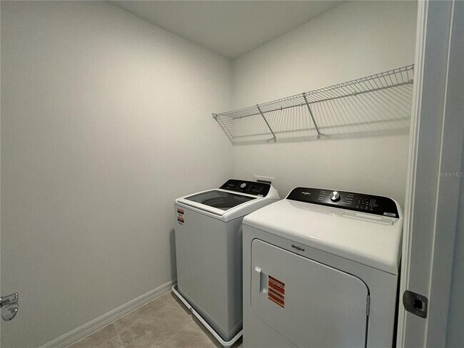 Building Photo - 11333 Nona Sound St