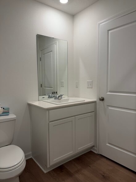 Building Photo - 16933 Valencia Way