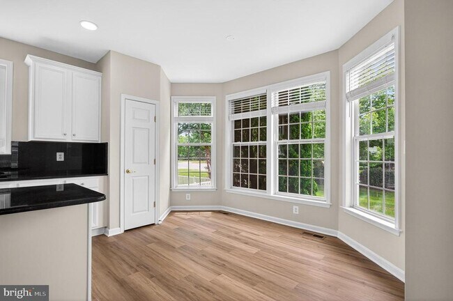 Building Photo - 42071 Pepperbush Pl