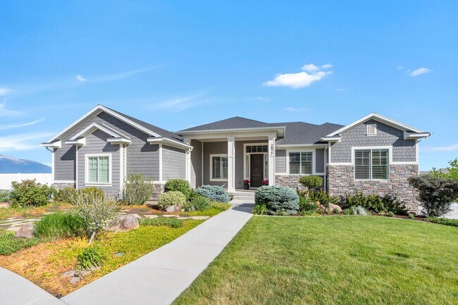 Building Photo - 2872 N Sorrel Dr