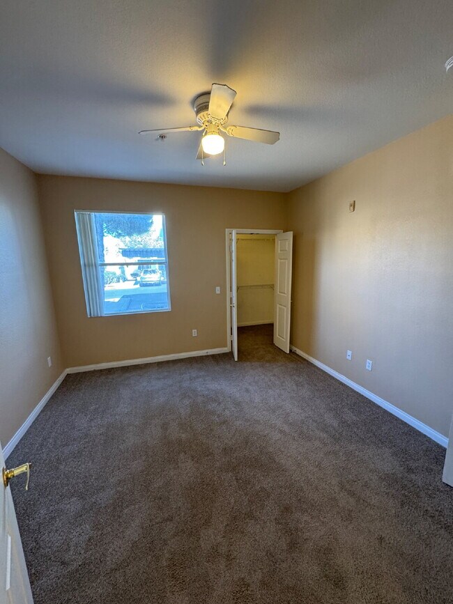 Building Photo - One bedroom, one full bath, FULL sized washer/dryer, with one carport AND a detached garage