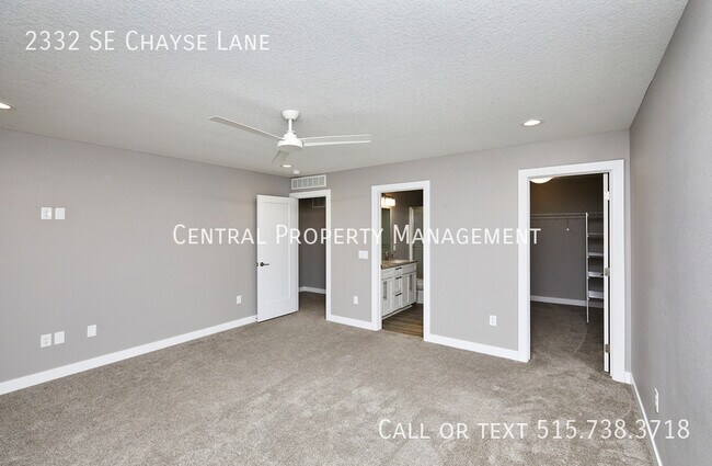 Building Photo - 2332 SE Chayse Ln