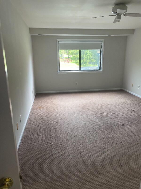 Building Photo - 4509 N Hedgerow Dr