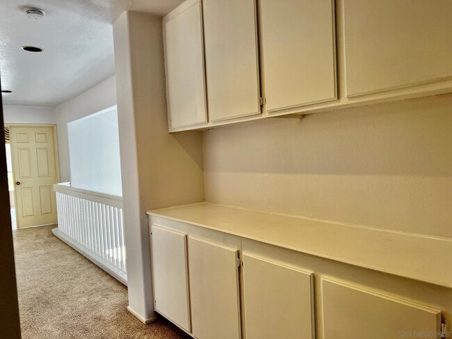 Building Photo - 1370 Montego Ct