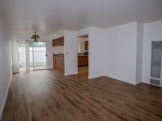 Building Photo - OPEN HOUSE, SAT., MAY 3rd from 12 - 12:30 ...