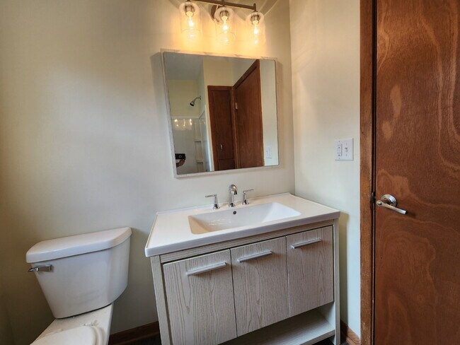 Building Photo - GREAT Location  2 Bedroom side by side duplex  $1395/monthly