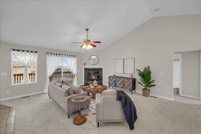 Building Photo - 2367 Monarch Cir