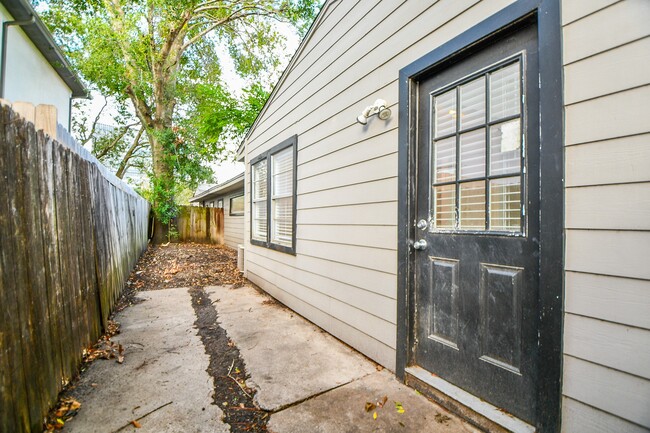 Building Photo - 3914 Childress St