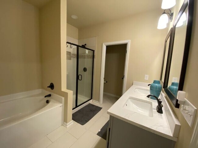 Building Photo - Coming Soon in Orchard Landing