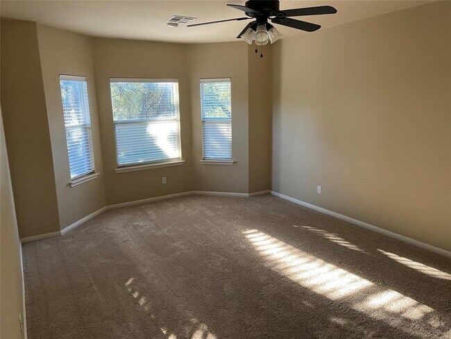 Building Photo - 1501 Rimstone Dr