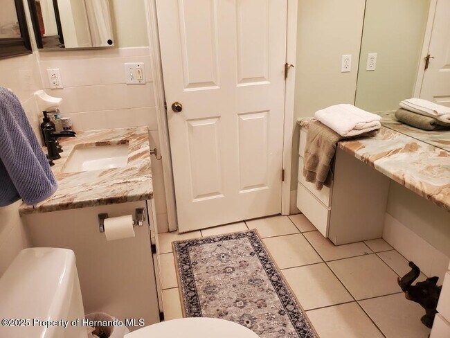 Building Photo - 6630 River Run Blvd