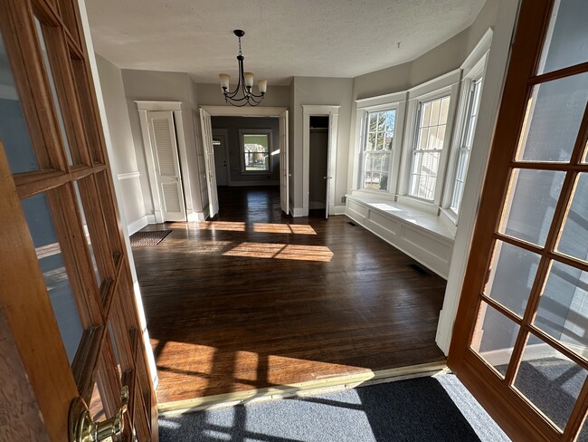 Dining Room - 4608 S 3rd St