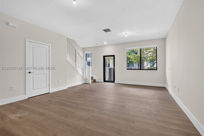 Building Photo - 4540 NW 83rd Path