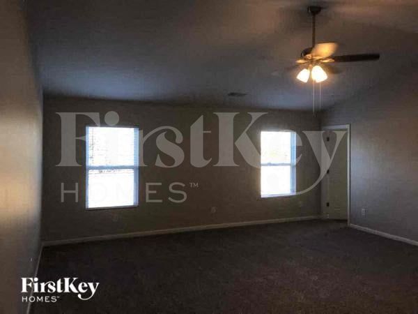 Building Photo - 6712 Blackwood Ln