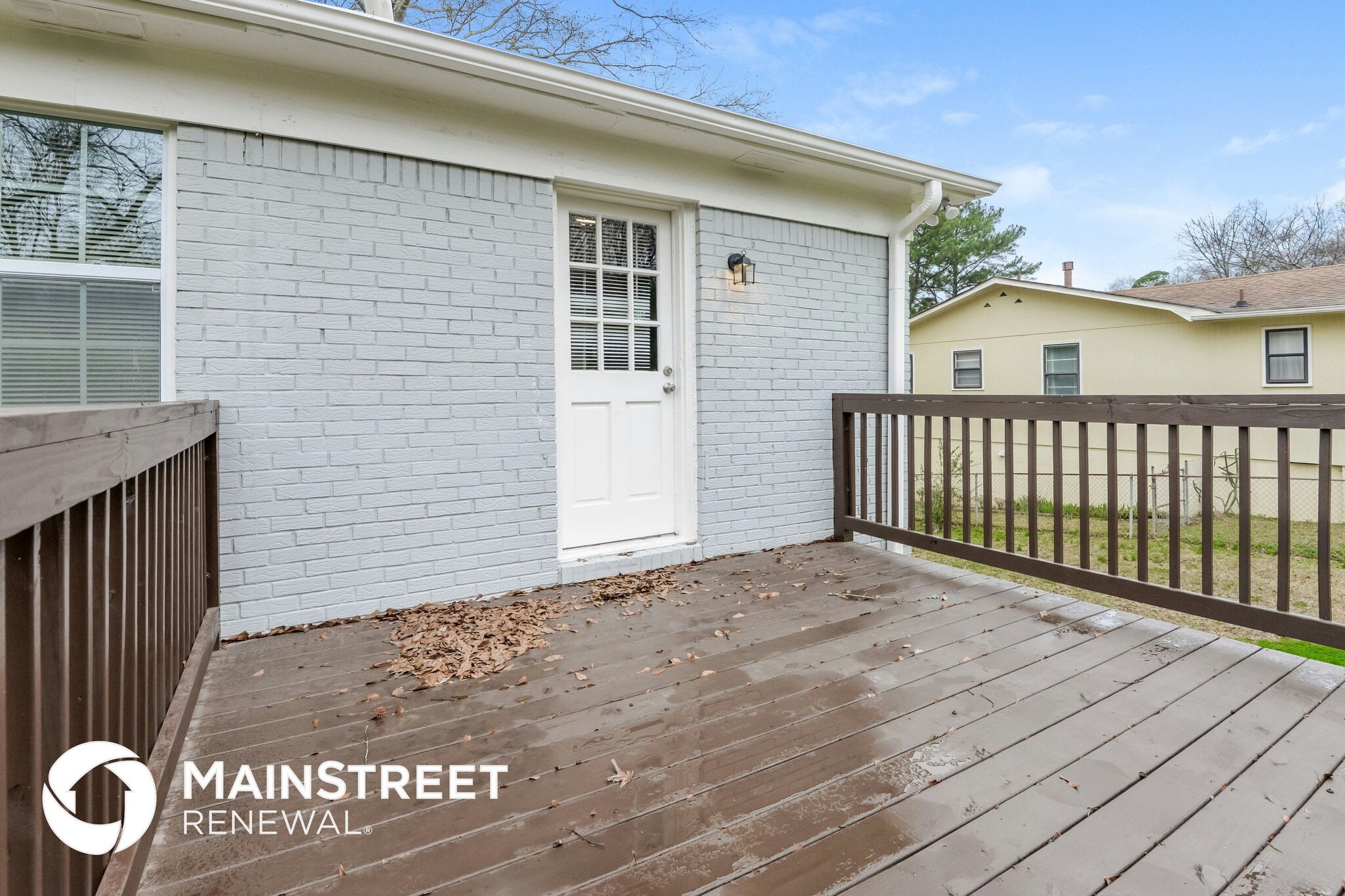 Building Photo - 716 71st Pl S