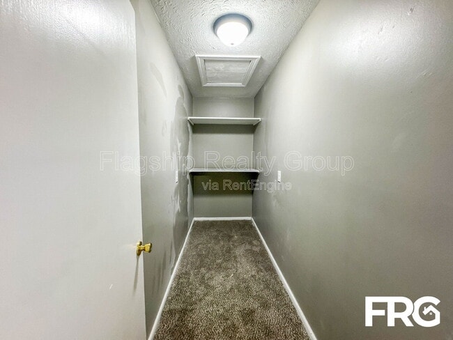 Building Photo - 416 N Kornegay St