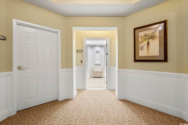 Building Photo - 2180 Waterview Dr