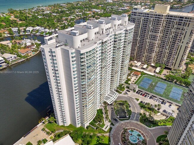 Building Photo - 20201 E Country Club Dr