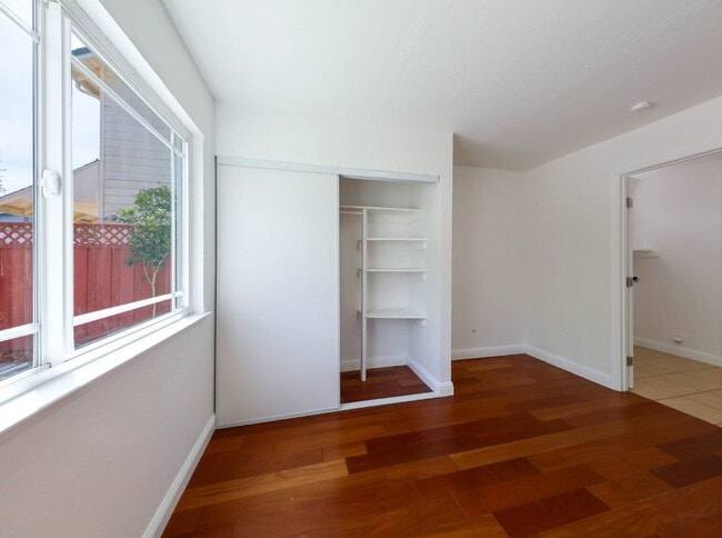 Building Photo - 3104 San Andreas Dr