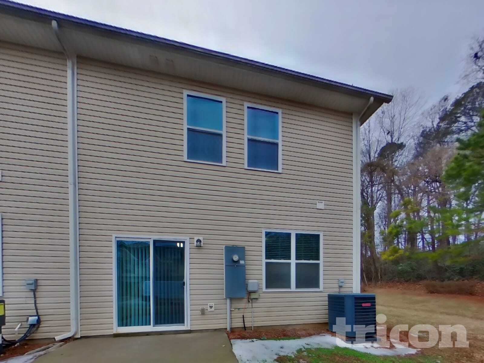 Building Photo - 2034 Aragon Lane