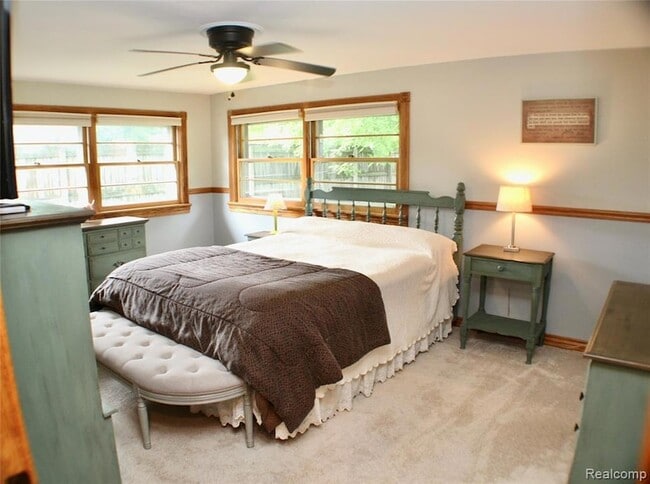 Building Photo - 48677 Sugarbush Rd