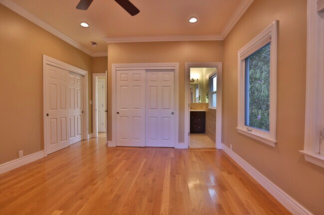Building Photo - 144 Costa Rica Ave