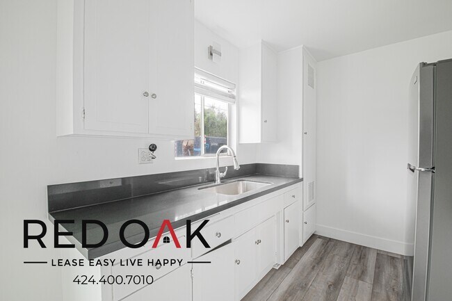 Building Photo - 630 N Cerritos Ave