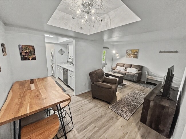 Building Photo - 7538 Foxridge Cir