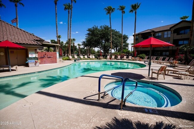 Building Photo - 14950 W Mountain View Blvd