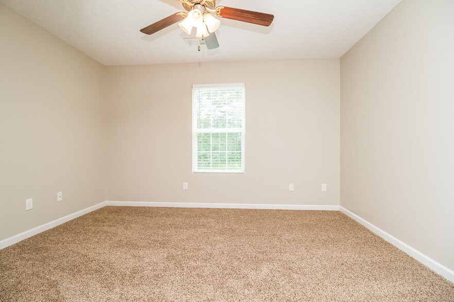 Building Photo - 1528 Passage Dr