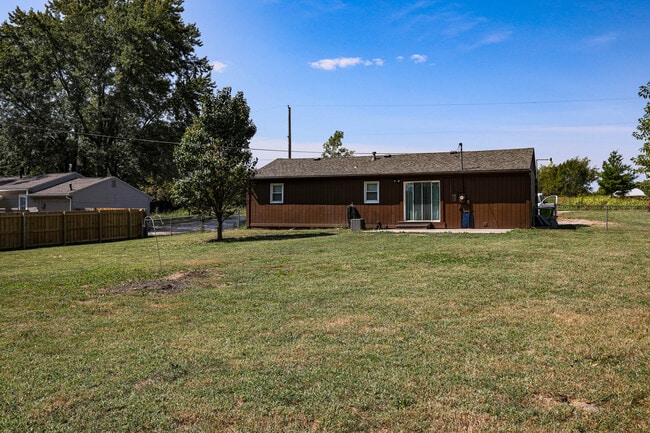 Building Photo - Garbec Properties