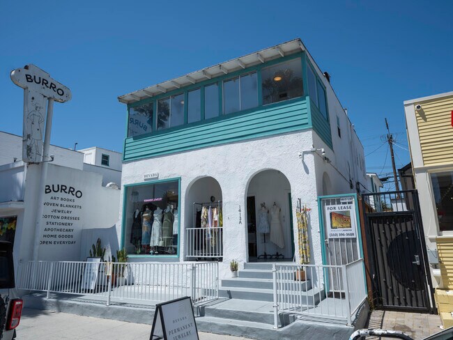 Building Photo - 1413 Abbot Kinney Blvd