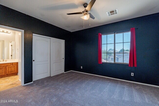 Building Photo - 6922 S Black Hills Way