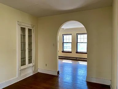 Building Photo - 3070 N Oakland Ave