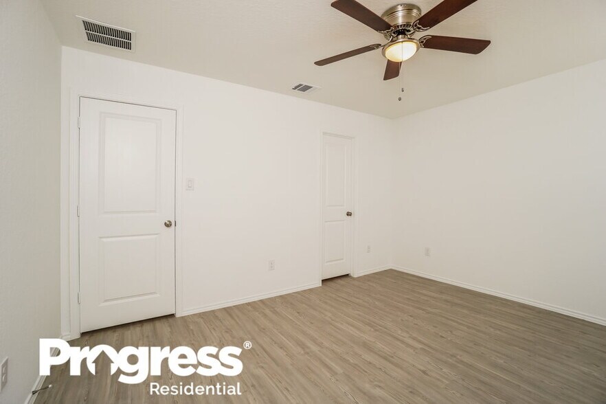 Building Photo - 6650 Morgan Cp