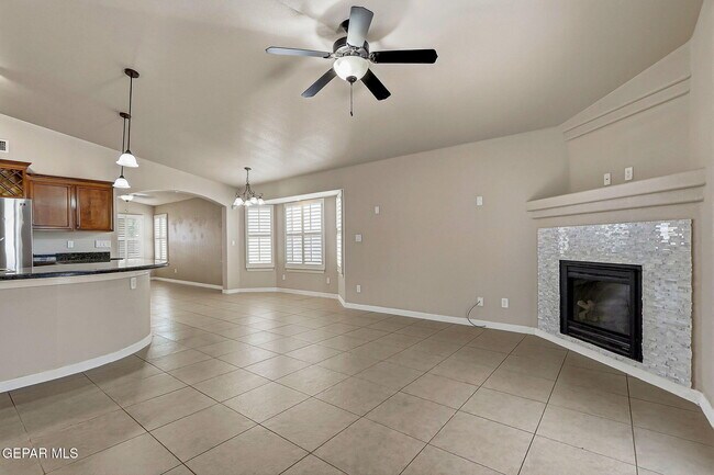Building Photo - 14124 Honey Point Dr