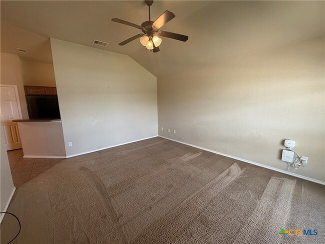 Building Photo - 4205 Cambridge Dr