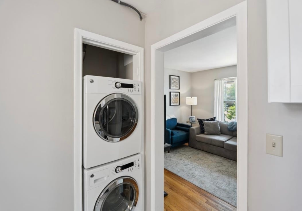 Building Photo - 100 S Ann Arbor St