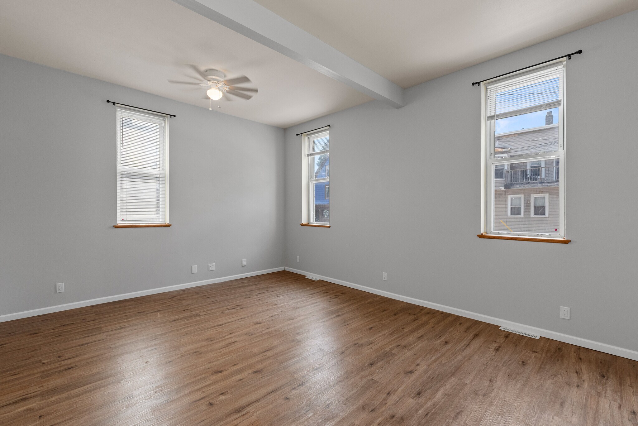 Building Photo - 1740 N Arlington Pl